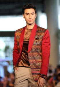 sja เอส กันตพงศ์ ชุดไทย