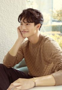 วิน เมธวิน-ยิ้ม