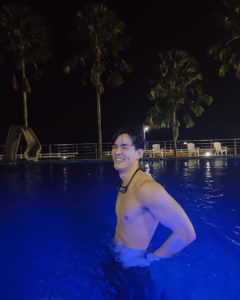 mark-sorntast-night มาร์ค สรณ์ธรรศ เล่นน้ำ