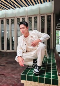 ปอ อรรณพ-ชุดขาว