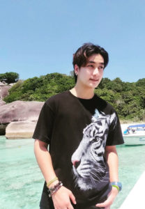 ฟร้อง ศุภกิจ-เกาะ