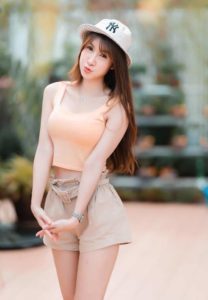 เมเม่ จังhot-e