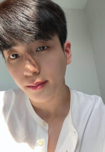 นนกุล ชานน-เซลฟี่