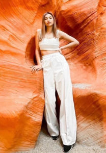 หนูเล็ก อาร์สยาม-นั่ง-ns