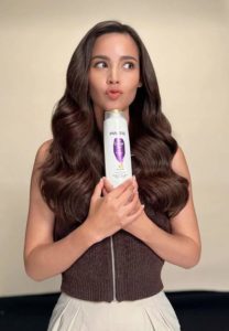 ญาญ่า-อุรัสยา-ดารายาสระผม