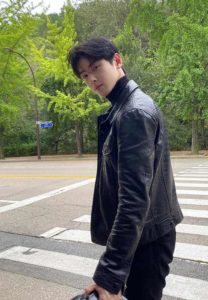 ชาอึนอู-หล่อมาก ชาอึนอู-หล่อมาก