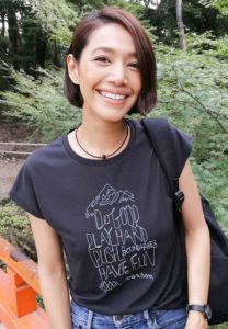 นุ่น-ศิรพันธ์-ยิ้ม