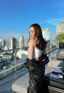 น้ำตาล พิจักขณา-แดด