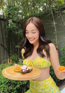 น้ำตาล-พิจักขณา