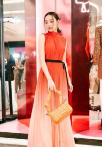 น้ำตาล-พิจักขณา