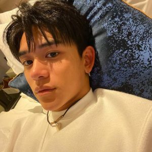 ลูคัส-หล่อ