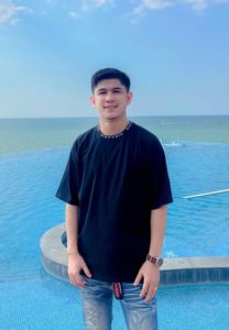 เนเงิน-เจตริน-เสื้อยืดดำ เนเงิน-เจตริน-เสื้อยืดดำ