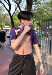 James-Thiratham-แซ่บ