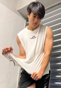 น็อต-ธีรภัทร-ถอดเสื้อ