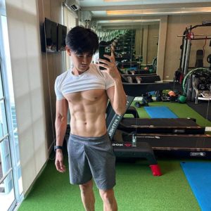 ฟลุ๊ค-จิระ-หล่อ