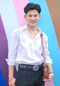 ฟอร์ด-เด๊ะนิ-เชิ้ตขาว ฟอร์ด-เด๊ะนิ-เชิ้ตขาว