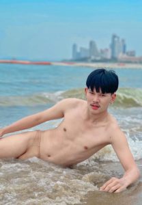 ฟอร์ด-เด๊ะนิ-โพสต์ท่า ฟอร์ด-เด๊ะนิ-โพสต์ท่า