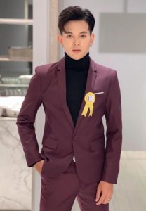 ฟอร์ด-เด๊ะนิ-ใส่สูท ฟอร์ด-เด๊ะนิ-ใส่สูท