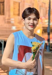 ฟอร์ด-เด๊ะนิ-ไหว้พระ ฟอร์ด-เด๊ะนิ-ไหว้พระ