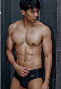 MickeyDent-บิกีนี่