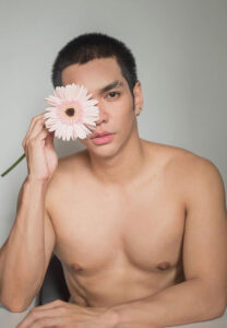 โม-วรวัฒน์