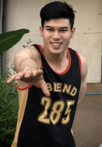 Kamin-Kaewkong-เสื้อกล้าม Kamin-Kaewkong-เสื้อกล้าม