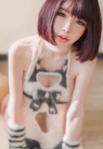 จิพลอย-สวยแซ่บ