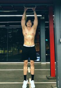 วาร์ปPete Phiphattana