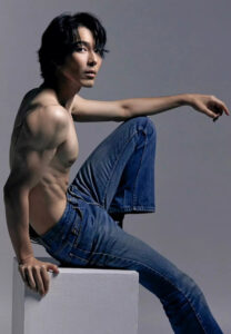 ประวัติ จี๋ สุทธิรักษ์