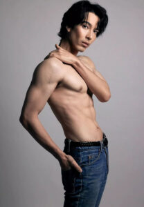 ประวัติ จี๋ สุทธิรักษ์