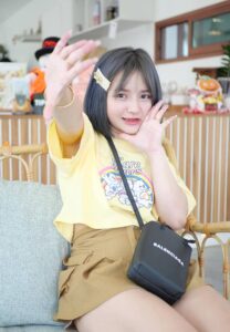 วาร์ป เหมย อีง่าวไร้ขน