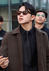 ประวัติ บ่าววิน