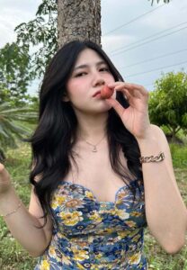 แนน วริศรา