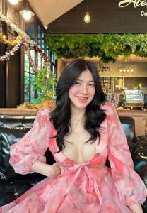 แนน วริศรา