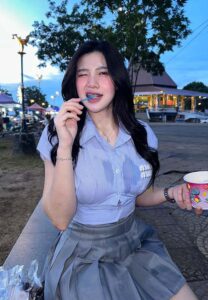 แนน วริศรา