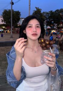 แนน วริศรา