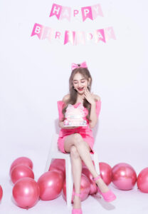 นุ่น ดำดง