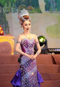 นุ่น ดำดง