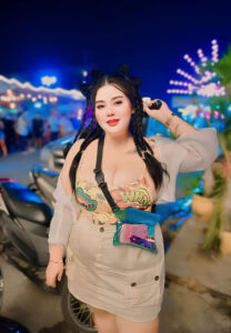 แจกวาร์ป Namfon Sangsarawat