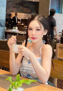 หลิน-มาลิน-กิน ประวัติ หลิน มาลิน