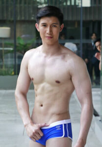 ปก-นภพล-วีระกุล-ตุง เปิดวาร์ป ปก นภพล