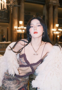 ประวัติ พั้นช์ 4EVE