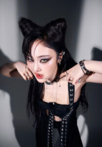 ประวัติ พั้นช์ 4EVE