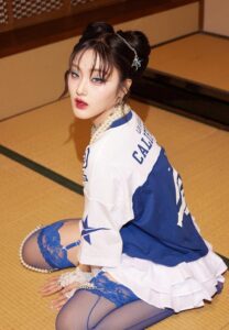 ประวัติ พั้นช์ 4EVE