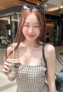 ประวัติ พิมพ์ กรกนก