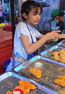 ยี่หวา-กุลธิดา-ขายของ1 ยี่หวา กุลธิดา