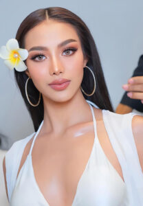 ไอลิน แนบสุข