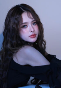 ณิชาภัทร-กิ่งแก้ว-Enchanting1