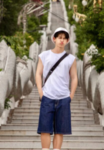 Tatchanon-Thongpao-บันไดยาว Tatchanon Thongpao