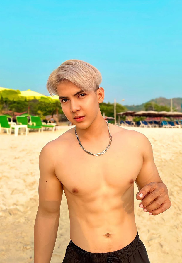 Bright Chokchai